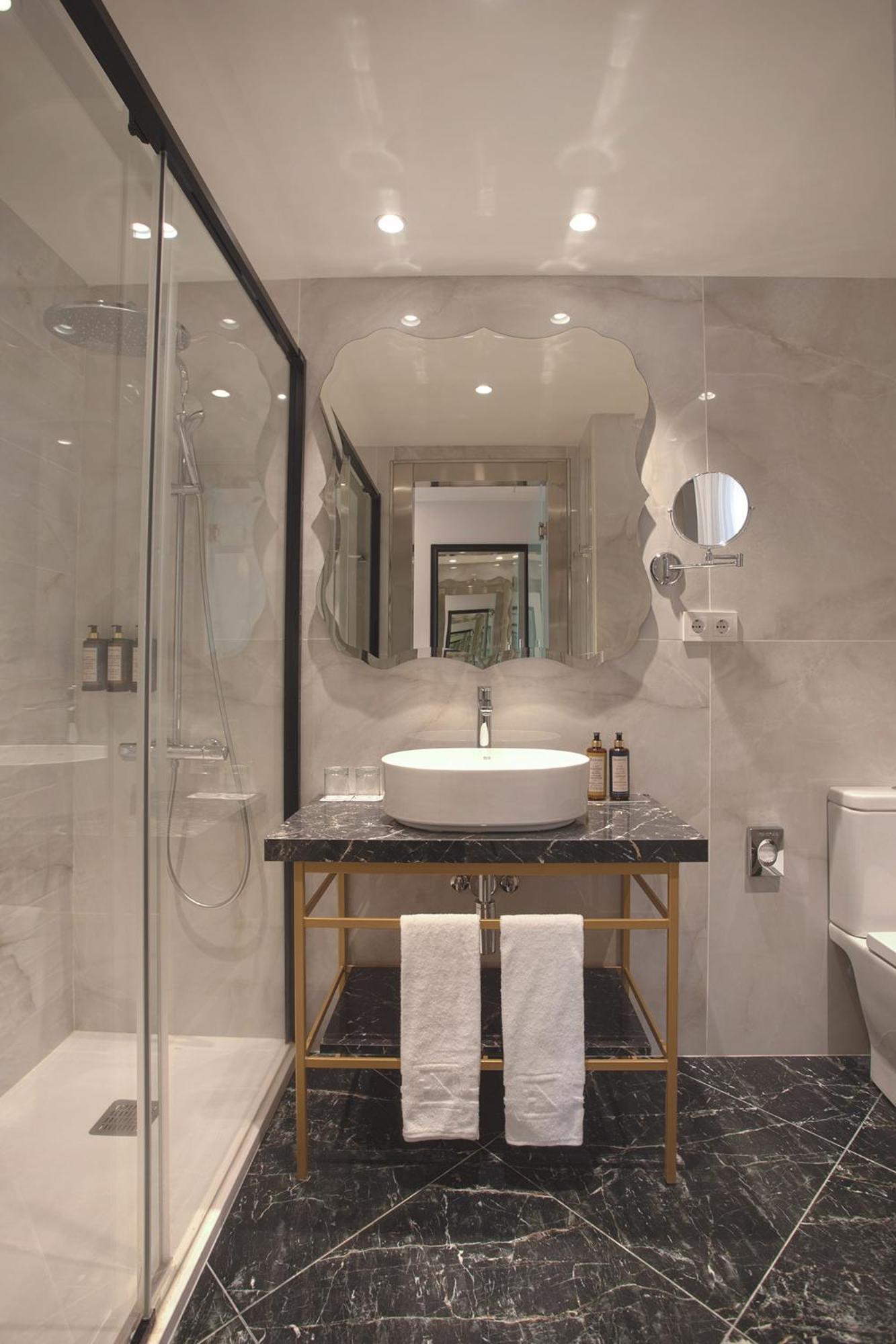 Chambre Double avec Vue sur Mur
