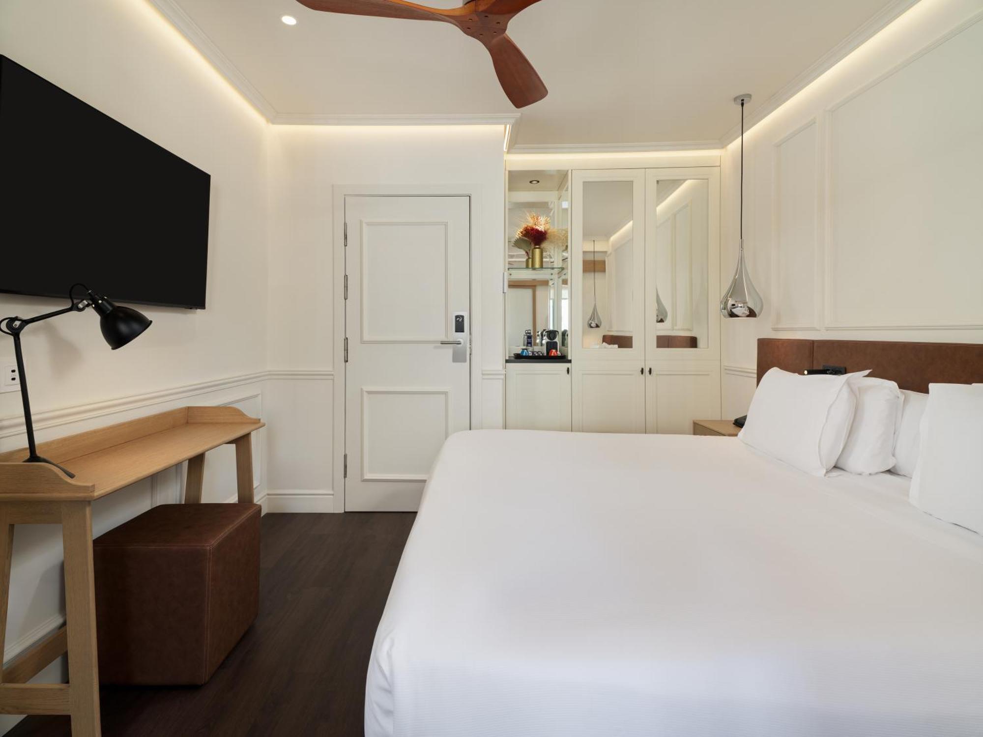 Classic Room
